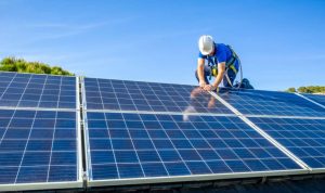 Installation et mise en production des panneaux solaires photovoltaïques à Pleyben